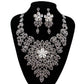 The royal wedding, the Amazon colored glass crystal banquet, the Bridal Necklace, the earring, the big suit - KKscollecation