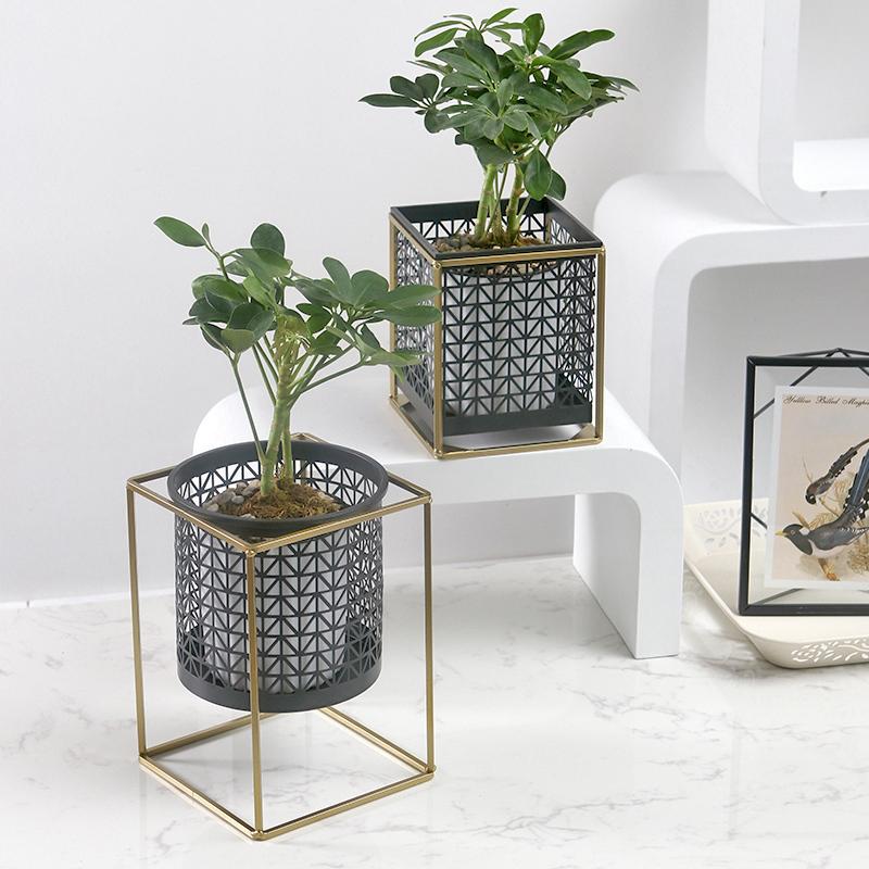 Gold Etched Metal Flower Pot - KKscollecation