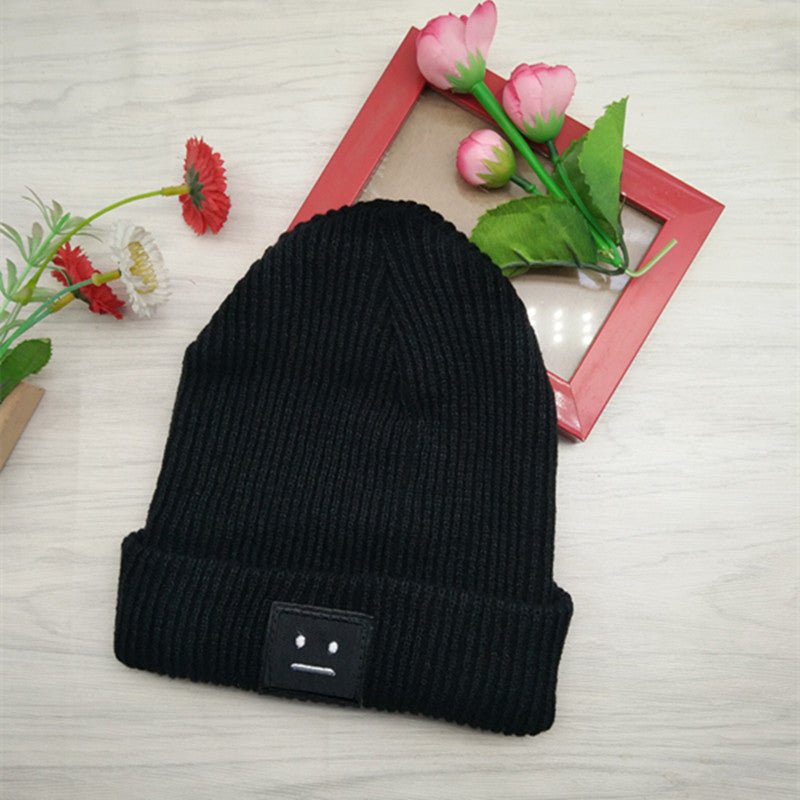 Autumn and winter knitted hat - Krosscanada