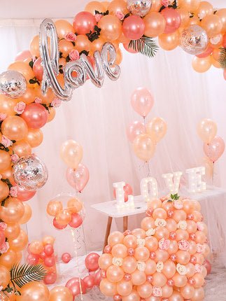 Balloon arch - Krosscanada