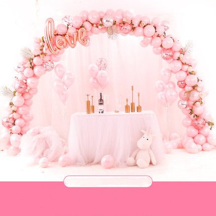 Balloon arch - Krosscanada