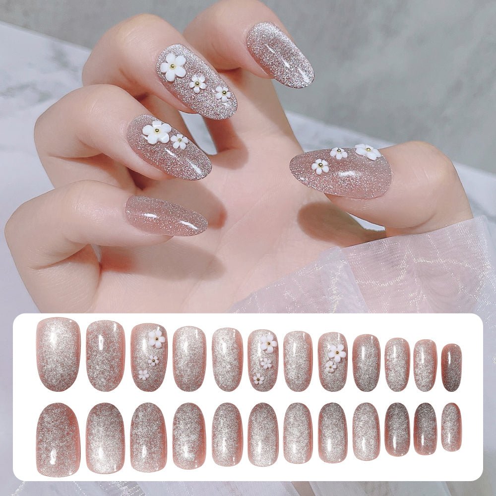 Fake Nail Patches Hand Wearing Art - Krosscanada