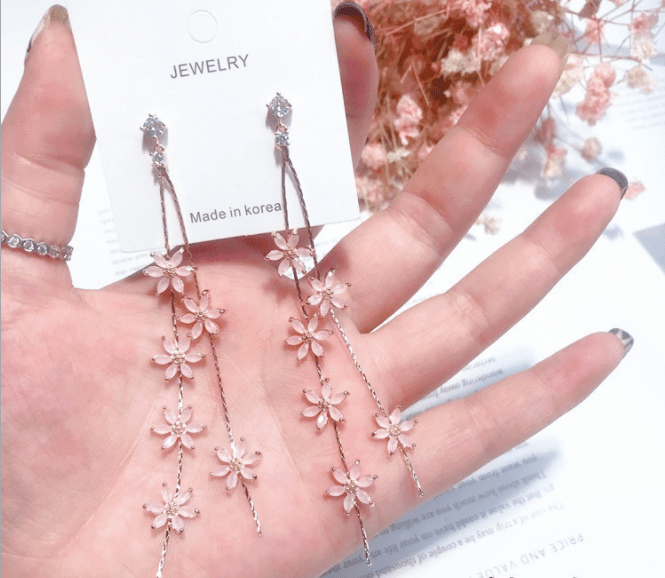 Flower Tassel Earrings - Krosscanada