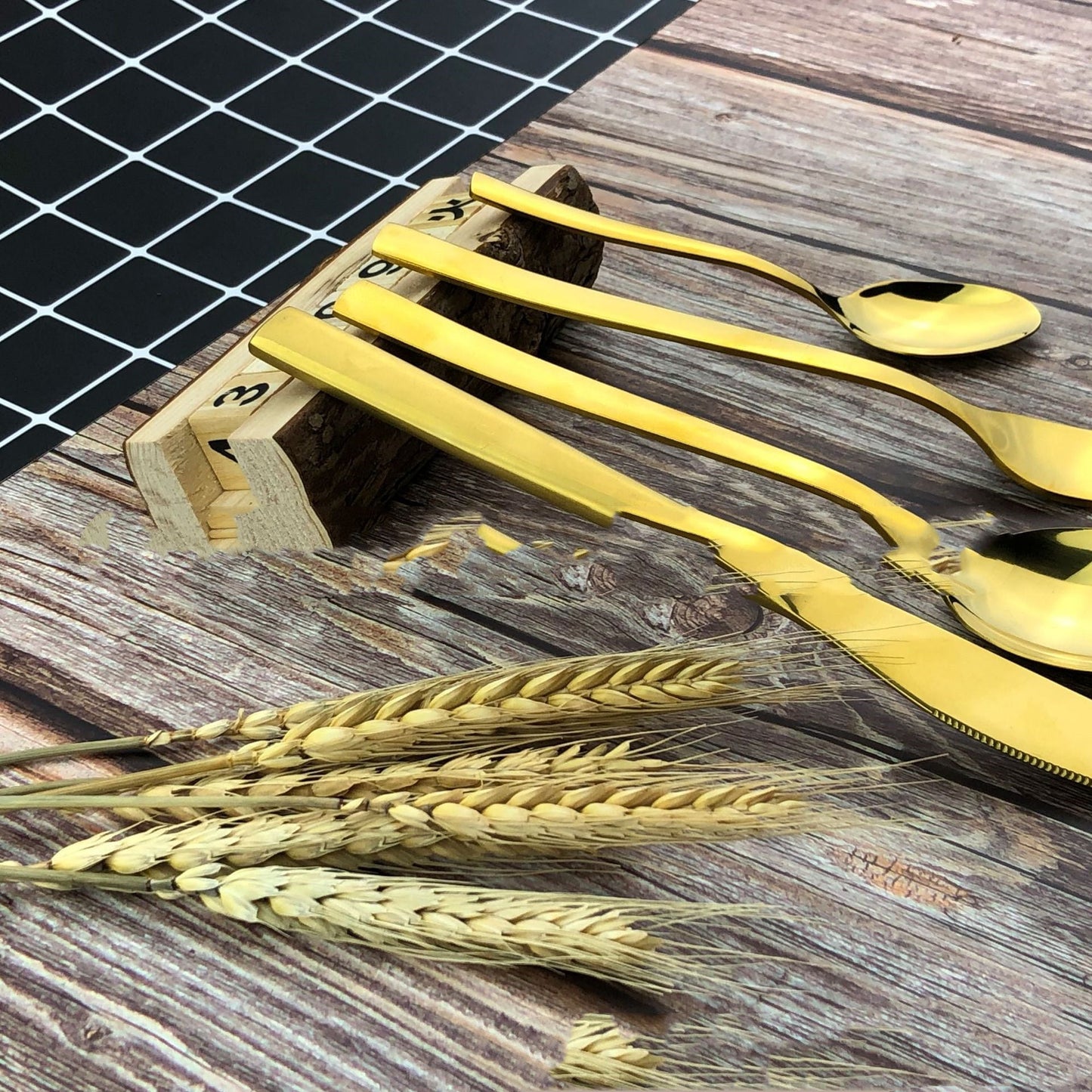 Stainless Steel Western Cutlery Set Golden Cutlery 24 Piece Set - Krosscanada