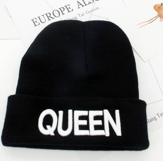 Winter lady's wool hat - Krosscanada