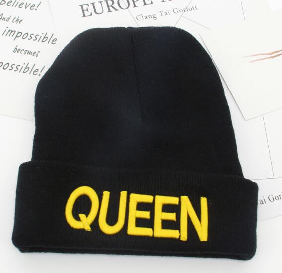 Winter lady's wool hat - Krosscanada
