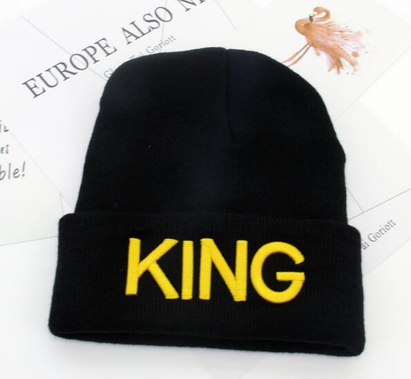 Winter lady's wool hat - Krosscanada