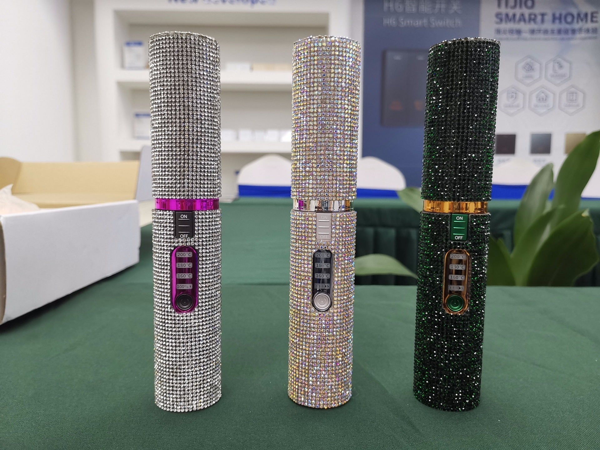 Rechargeable Portable Diamond Straightener - Krosscanada
