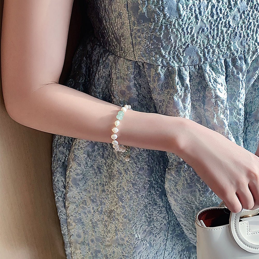 Women Irregular Freshwater Pearl Adjustable Bracelet - KKscollecation