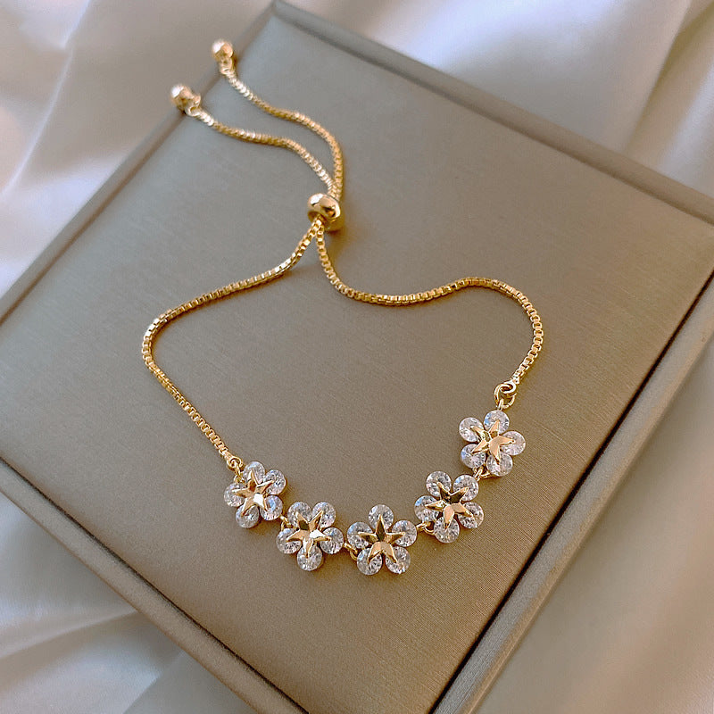 Zircon flower bracelet - KKscollecation