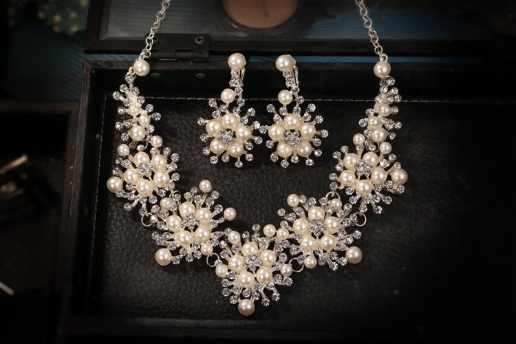 Bridal jewelry, Korean pearl red jewelry three sets, Europe and the United States Wedding Necklace, wedding accessories wholesale - Krosscanada