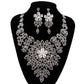 The royal wedding, the Amazon colored glass crystal banquet, the Bridal Necklace, the earring, the big suit - Krosscanada