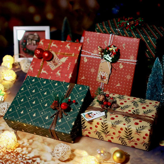 Vintage Stylish Christmas Themed Wrapping Paper - Krosscanada