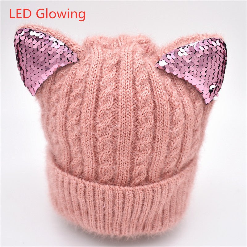 Women's winter knitted hat - Krosscanada