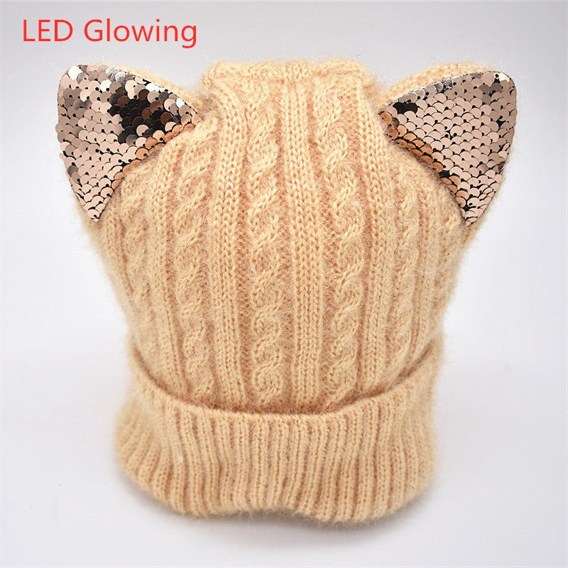 Women's winter knitted hat - Krosscanada