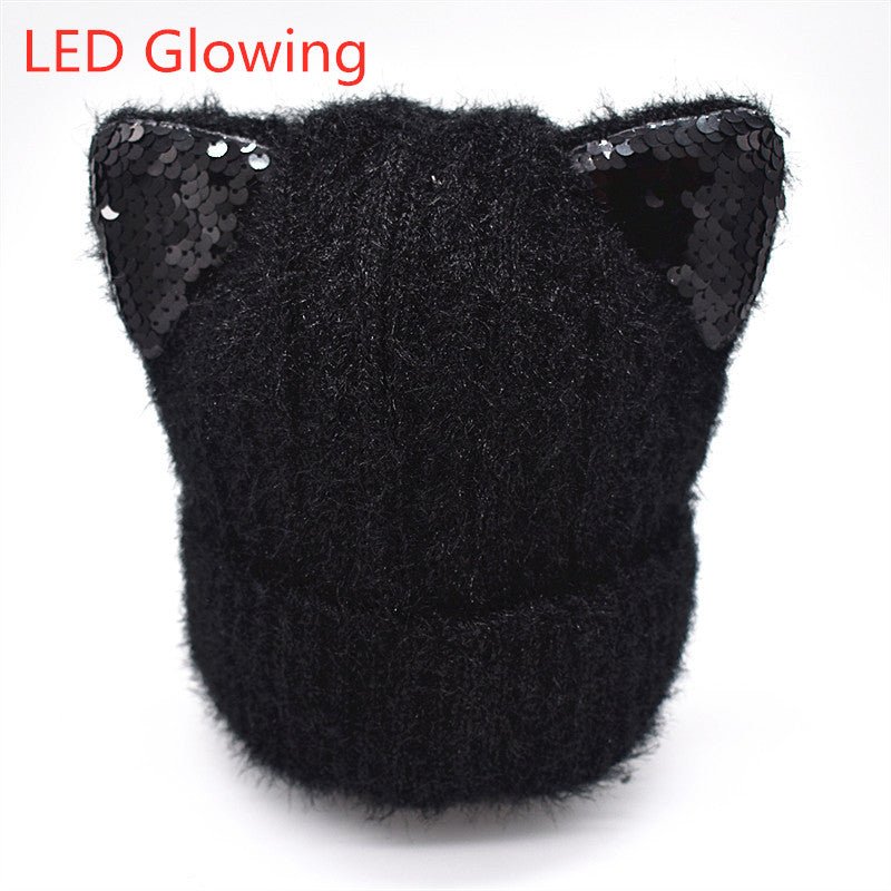 Women's winter knitted hat - Krosscanada